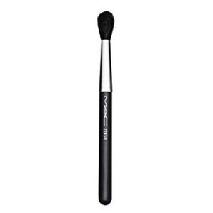 MAC 224 Synthetic Tapered Blending Brush